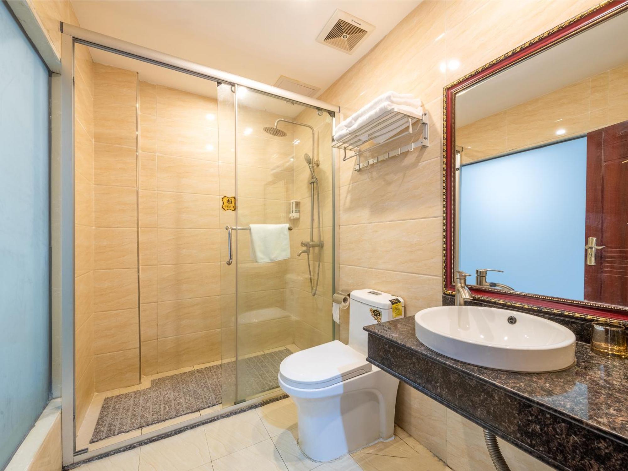 Huahang Hotel - Guangzhou Baiyun International Airport - Free Airport Shuttle Bus מראה חיצוני תמונה